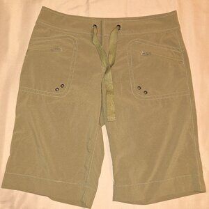 Athleta olive shorts EUC